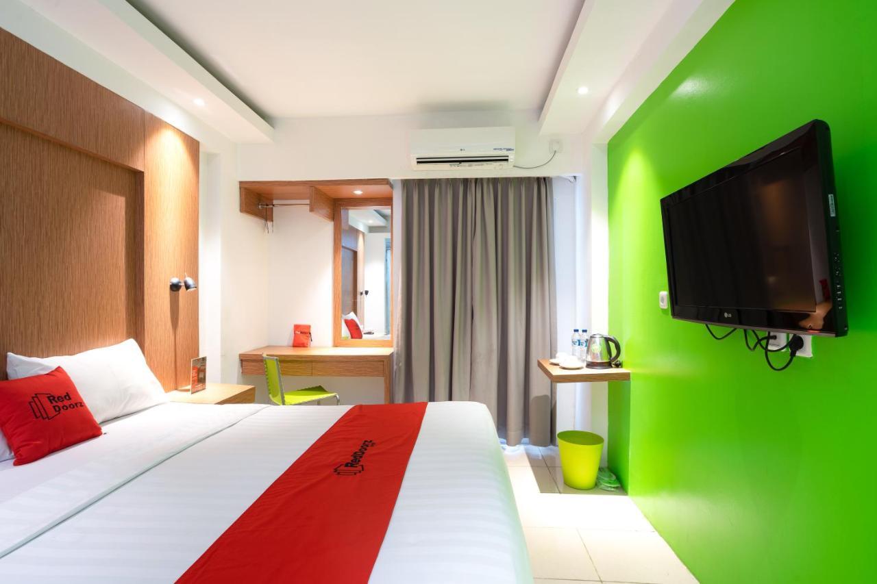 Reddoorz Apartment At Bogor Valley Экстерьер фото