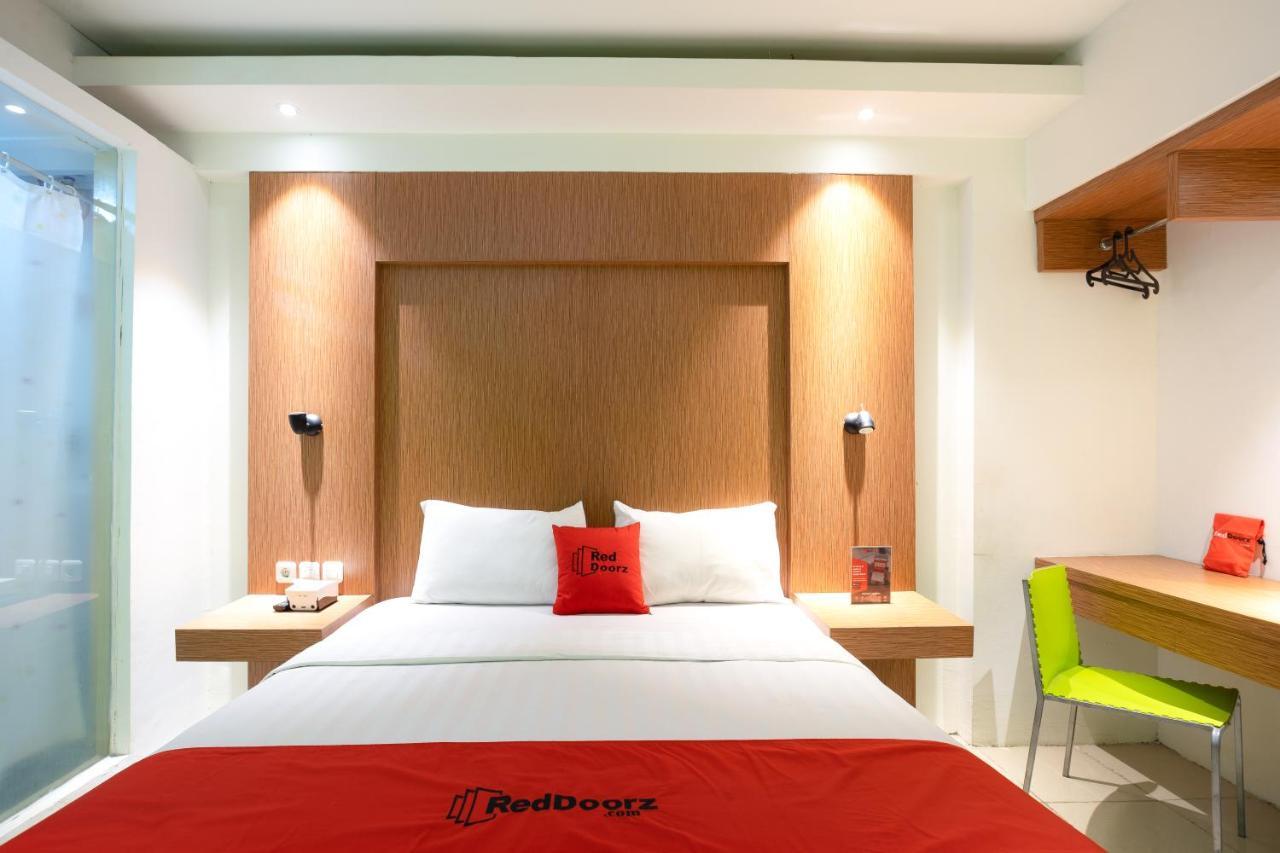 Reddoorz Apartment At Bogor Valley Экстерьер фото
