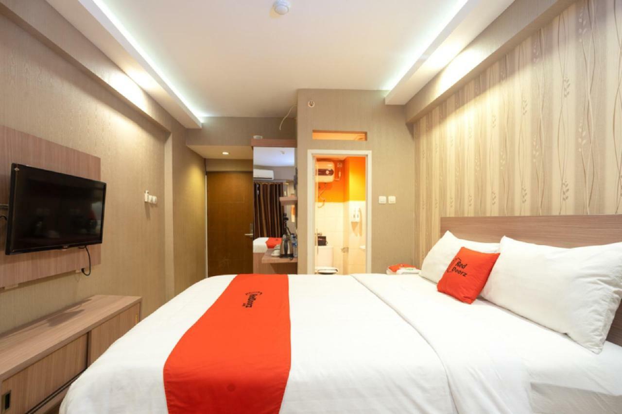 Reddoorz Apartment At Bogor Valley Экстерьер фото